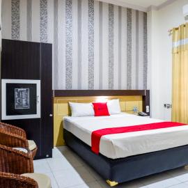 RedDoorz @ Hotel Bumi Palupy