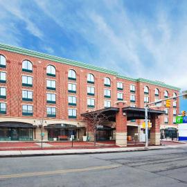 Holiday Inn Express Hotel & Suites Pittsburgh-South Side by IHG, Hotel in Pittsburgh