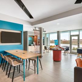 avid hotels - Lancaster by IHG、ランカスターのホテル