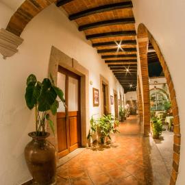 Hotel Mesón de los Remedios, khách sạn ở Morelia