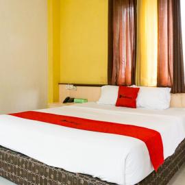 RedDoorz near Pelabuhan Jayapura