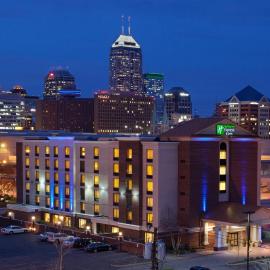 Holiday Inn Express & Suites Indianapolis Dtn-Conv Ctr Area by IHG, hotel u gradu Indijanopolis