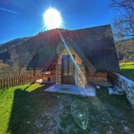 Vikendica NEVEN, hôtel à Zaovine