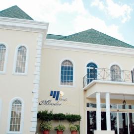 Hotel Mirador Plaza، فندق في سان سلفادور