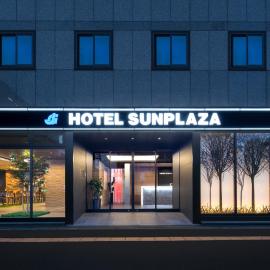 Hotel Sunplaza, hotel a Osaka