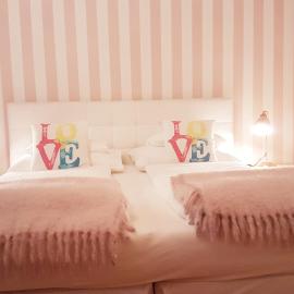 Hotel Schwalbe, hotel en Viena