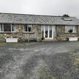 The Lodge guesthouse, hotell i Brittas
