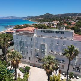 Splendid Hôtel, hotel u gradu 'LʼÎle-Rousse'