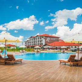 SPA Complex Belchin Spring، فندق في بليتشينغ