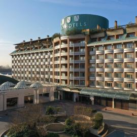 UNA Hotels Expo Fiera Milano، فندق في بيرو