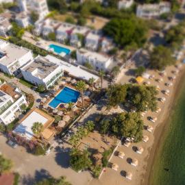Yalıpark Beach Hotel, hotel v destinaci Yalıkavak