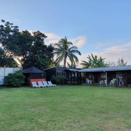 Camping Hostal Tipanie Moana Aeropuerto Centro, ξενοδοχείο στη Χάνγκα Ρόα