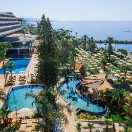 Amathus Beach Hotel Limassol，利馬索爾的飯店