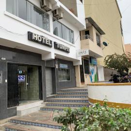 Hotel Tumpis: Tumbes şehrinde bir otel