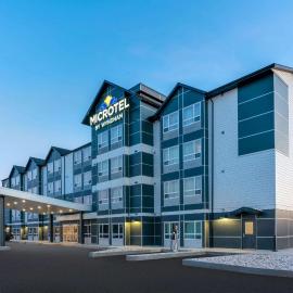 Microtel Inn & Suites by Wyndham Portage La Prairie – hotel w mieście Portage La Prairie