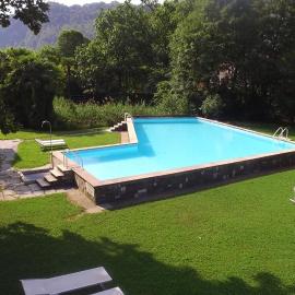 Hotel Fonte dei Fiori, hotel v mestu Caslano
