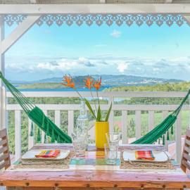 Bungalow Vanille Pacane - Vue Mer avec Spa Privé, hotel in Les Trois-Îlets