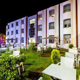 Hotel Hospitality-Inn City Center, hotel en Berrechid