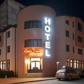 Hotel AmaDeus – hotel w mieście Fokszany