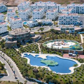 L'escale Appart-hôtel By 7AV HOTELS, Hotel in Mʼdik