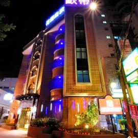 Audi Garden Business Hotel