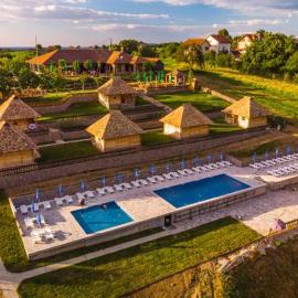 Etno selo Azbuka, hotel in Tršić