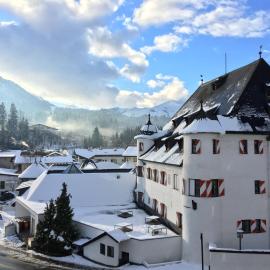 Family Hotel Schloss Rosenegg, hotel din Fieberbrunn