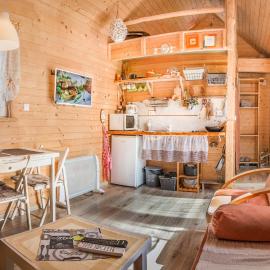 Tiny House Lavender, hotel Pottornyán