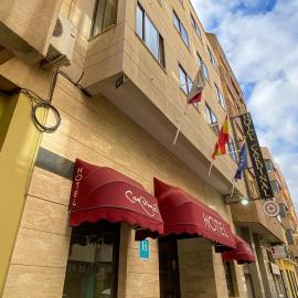 Hotel Cardinal, hotel em Albacete