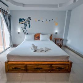 Euro Boutique Hotel, hotel u gradu Chumphon