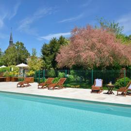 Logis Hôtel Auberge Du Centre Châteaux de la Loire, hotel in Chitenay