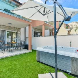 Cascada villas by Adex Travel, hotel v destinácii Starigrad-Paklenica
