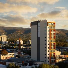 Toms Court Hotel, hotel in Adelaide