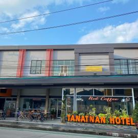 Tanatnan Hotel, khách sạn ở Ranong