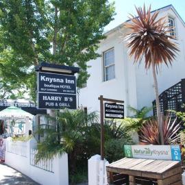 Knysna Inn, khách sạn ở Knysna