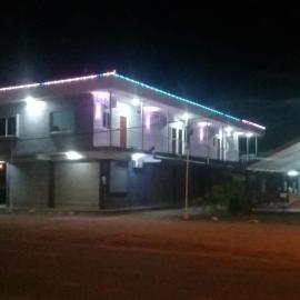 Rumanija's Airport Rooms, hotelli kohteessa Zanderij