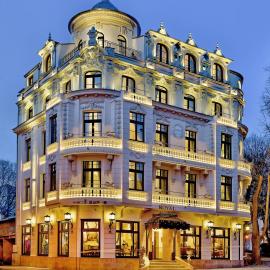 Royal Hotel, hotel em Varna