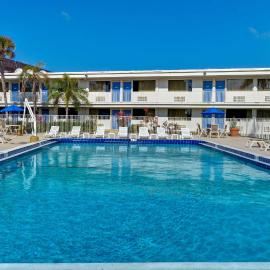 Motel 6-Cocoa Beach, FL, hotel in Cocoa Beach