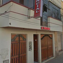 Residencial Hinojosa、オルロのホテル