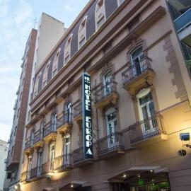Hotel Europa، فندق في البسيط