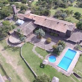 Hosteria Fortin de San Miguel, hotel u gradu Chuy