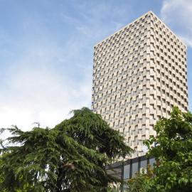 Maritim Hotel Plaza Tirana, hotel din Tirana
