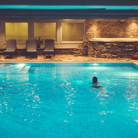 Gudbrandsgard Hotel, хотел в Квитфиел