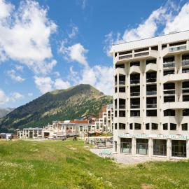SOWELL HOTELS Le Pas du Loup, hotel a Isola 2000