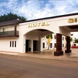 Hotel Gina, hotel Tecománban
