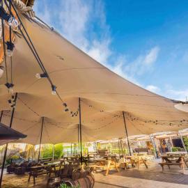 Court Yard Hotel, hotel a Leixlip