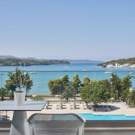 AKS Porto Heli Hotel, hotel din Porto Heli