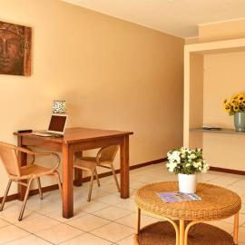Pega Pega Apartments, хотел в Ораниестад