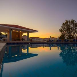 Karras Hotel, hotel en Laganas