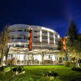 Regina Garden Vlore, hotel sa Vlorë